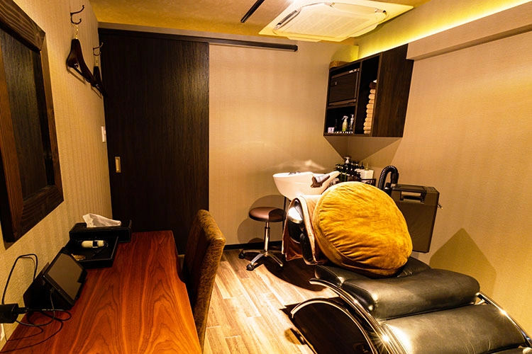 Yoyogi-koen salon photo 1